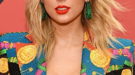 Timeline: Music Icons