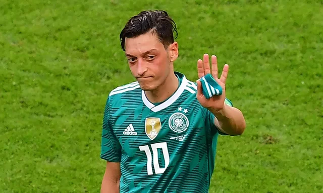 Mesut Özil walks away from Germany team citing ‘racism and disrespect’