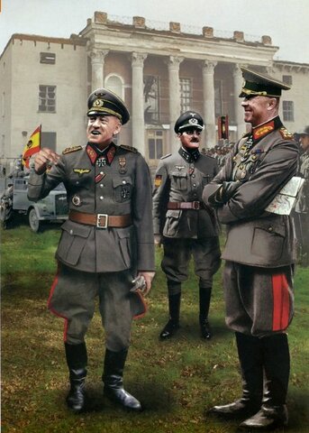 Se Crea la 250° Infanterie - Division o División Azul.