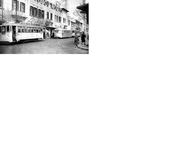 1871- Inauguración de la línea de tranvías