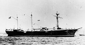 Primer combate naval