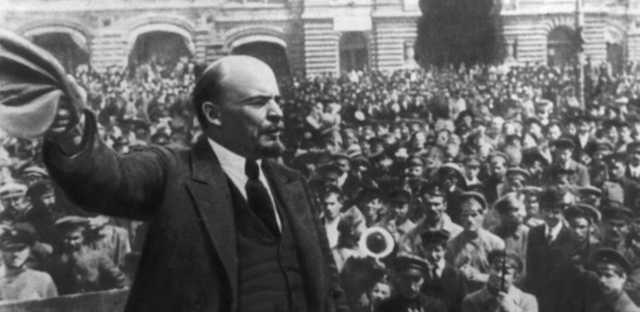 La lucha en contra de la injusticia del gobierno y escasez de comida, causando una revolución