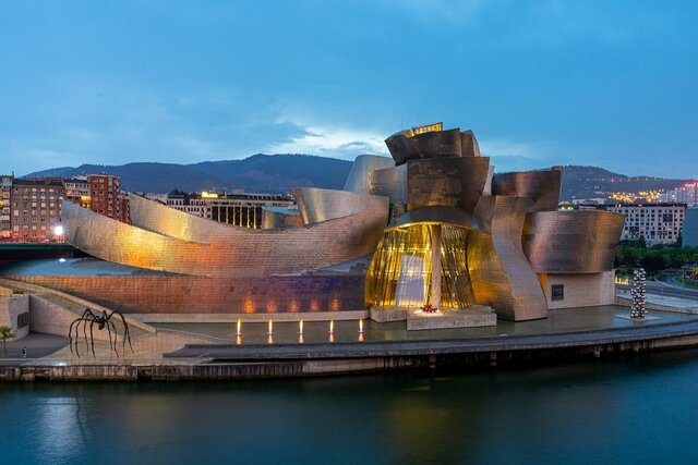 MUSEO GUGGENHEIM - BILBAO