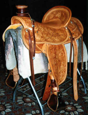 Arched Saddle