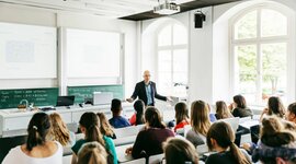 Timeline: La historia de la Universidad