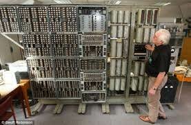 Primer ordenador digital