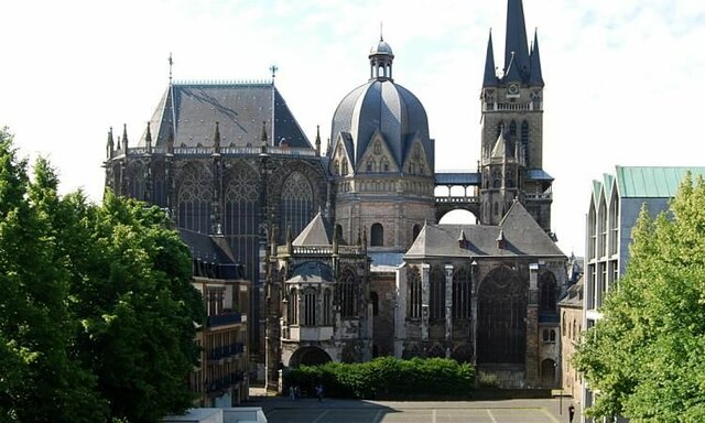 CAPILLA IMPERIAL AQUISGRÁN