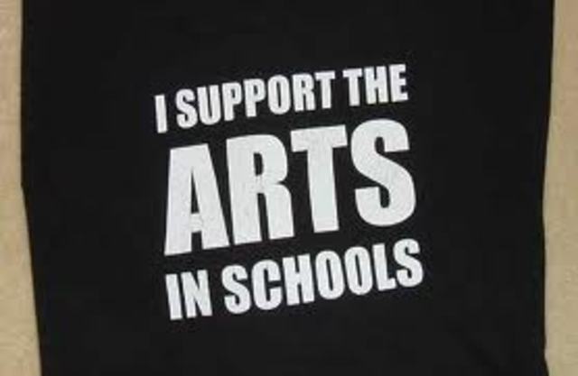 The number of art teachers graduating from college increased by 200% since the 1950s