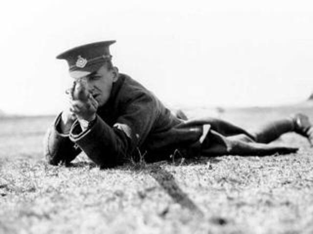 Environ 32 000 hommes assemble à Valcartier