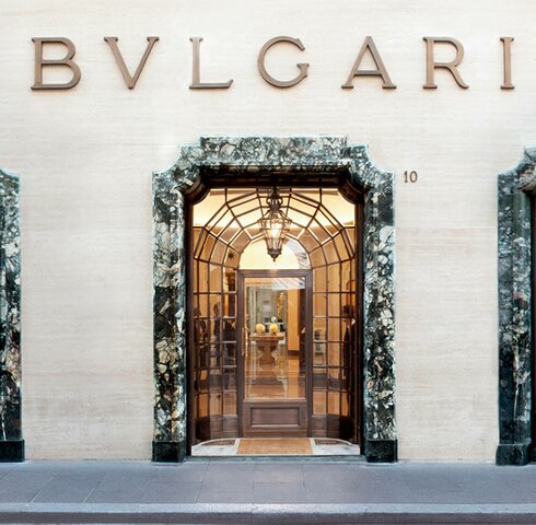Adquisición Bulgari
