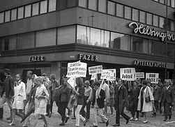 Sistema de transporte y protestas a los moviminetos