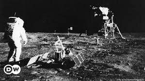 LLEGAR A LA LUNA LA GRAN COMPETENCIA