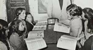 Creación del Consejo Nacional de Educación Abierta y a Distancia, así como el Instituto Colombiano para el Fomento de la Educación a Distancia en Colombia