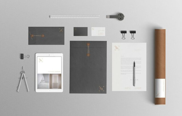 Más allá de la marca básica