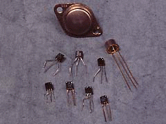 TRANSISTORES