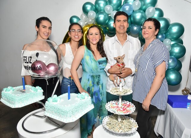 cumpleaños esposa de mi tio