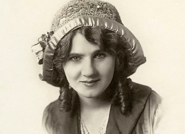 Florence Lawrence is the first movie star.