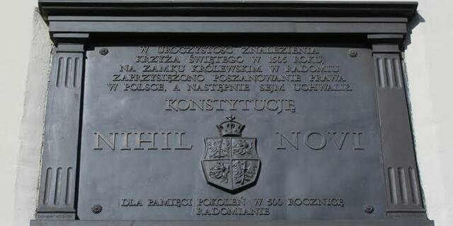 CONSTITUCIÓN NUIHILNOVI