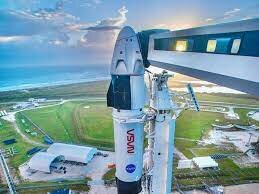 SpaceX first crewed mission