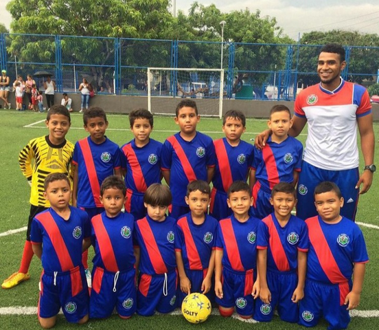 I WAS AT THE TOTORUBIO SPORTS CLUB