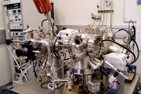 Microscopio de iones en campo