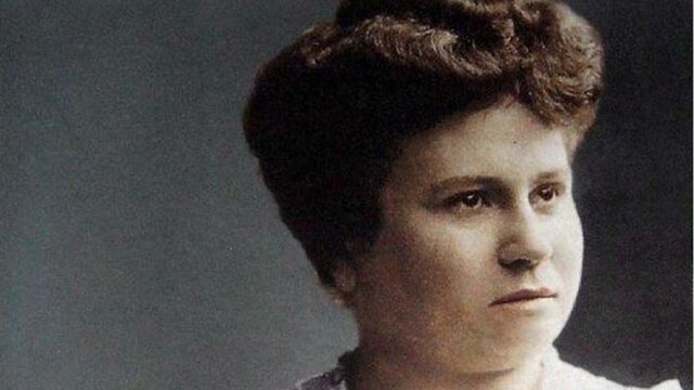 Julieta Lanteri (https://www.cultura.gob.ar/julieta-lanteri-sus-frases-sus-luchas-su-historia-en-10-hitos-8814/)