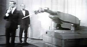 First robot arm