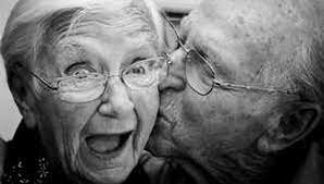 Día Nacional de la persona mayor y del abuelo.