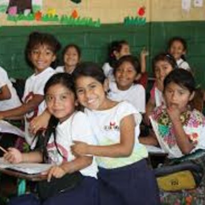 Timeline: HISTORIA DE LA EDUCACIÓN MEDIA EN GUATEMALA