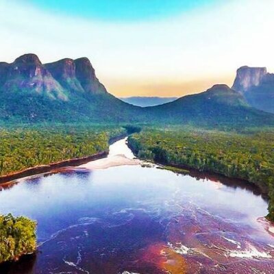 Timeline: actividad tecnología web 2.0