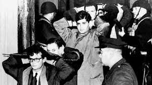 Noche de los bastones largos