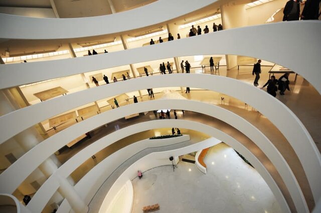 The Solomon R. Guggenheim Museum (New York) (Architecture)