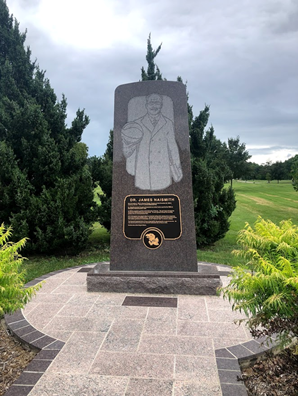 Fallecimiento de James Naismith