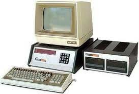 PRIMERA COMPUTADORA ELECTRONICA