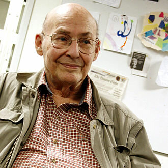Marvin Minsky publica “Pasos hacia la inteligencia artificial”