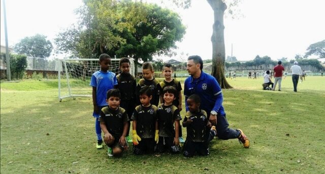 entre a mi escuela de futbol