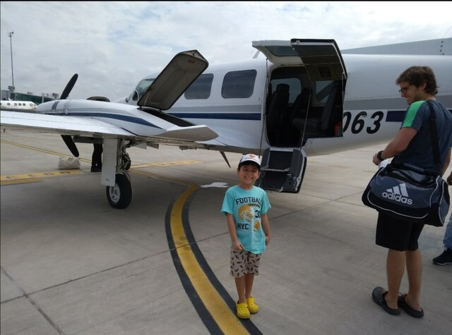 mi primera ves en avioneta y en bahía solano