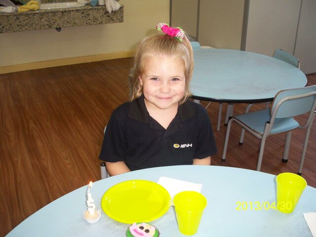Going to school in Brazil (4 years old)