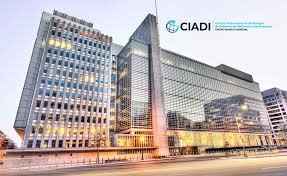 Creación del Centro Internacional de Arreglo de Diferencias Relativas a Inversiones.