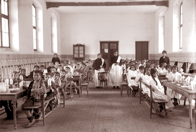 SEGREGACIÓN: Las escuelas separadas