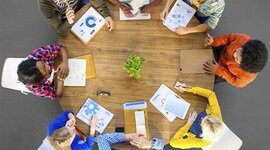 Timeline: Antecedentes de la mediación escolar.