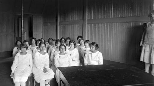 Creación de la Escuela Normal de Señoritas