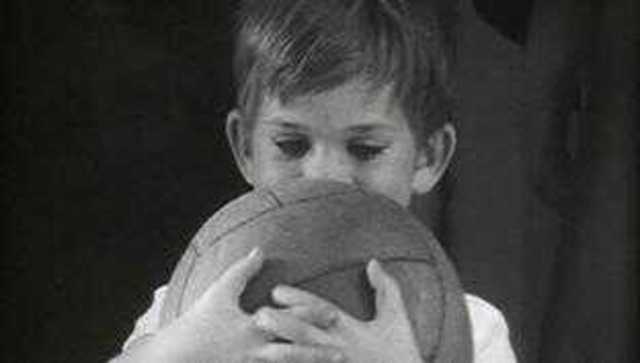 El Rey más Joven de Fútbol (C)