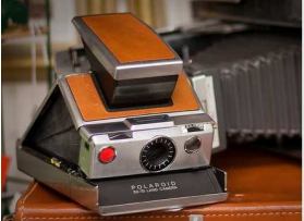 Un giro revolucionario " Polaroid Land"