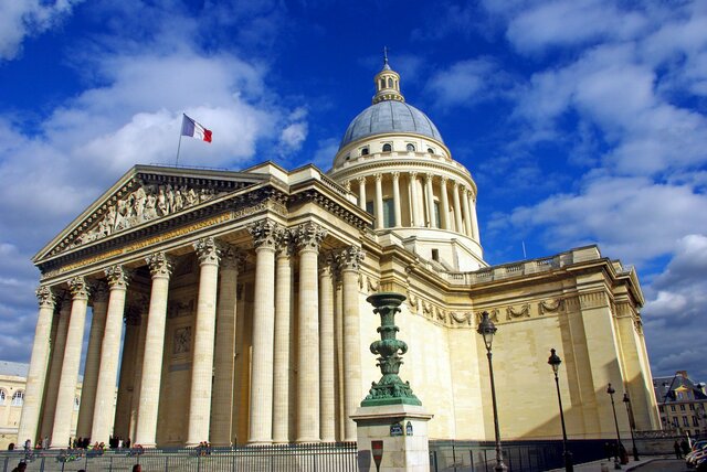 Panthéon (Building)