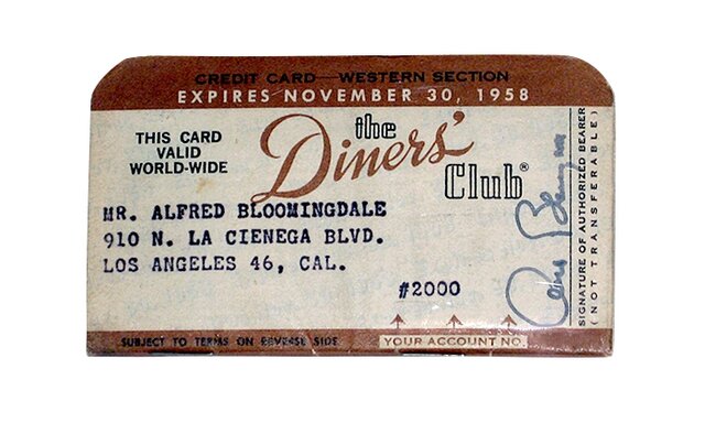 La primera tarjeta de crédito