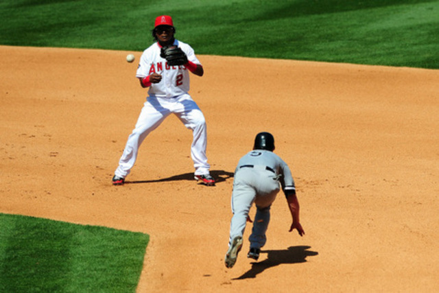 Anaheim Angels crush the Chicago White Sox 19-0.