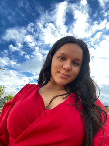 Yorleny Lizzeth Salinas Flores