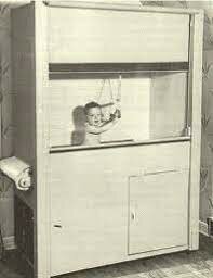 Rumores "su hija Deborah en una caja de Skinner"