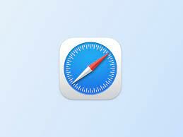 When did Apple launch iTunes and Safari browsers?